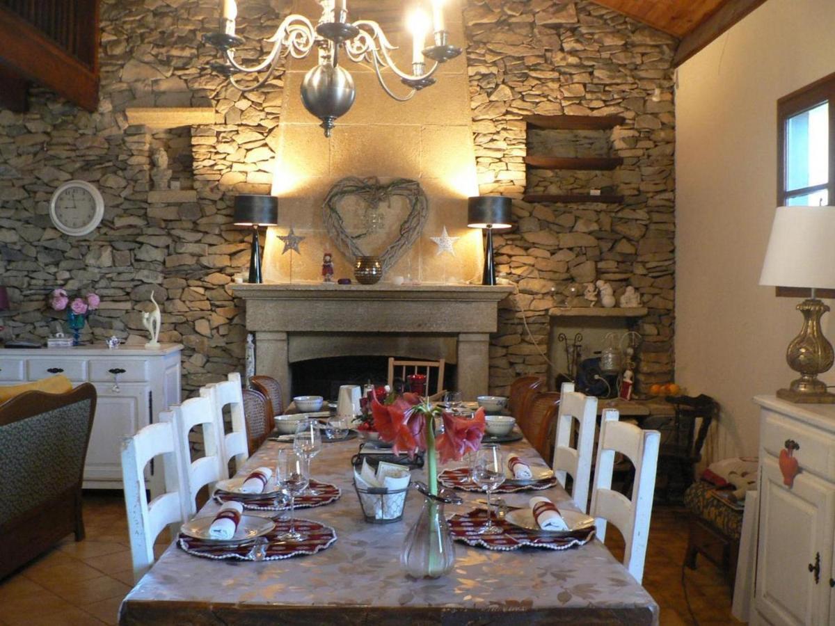 Le Galaveyson Bed and Breakfast Le Grand-Serre Exteriör bild